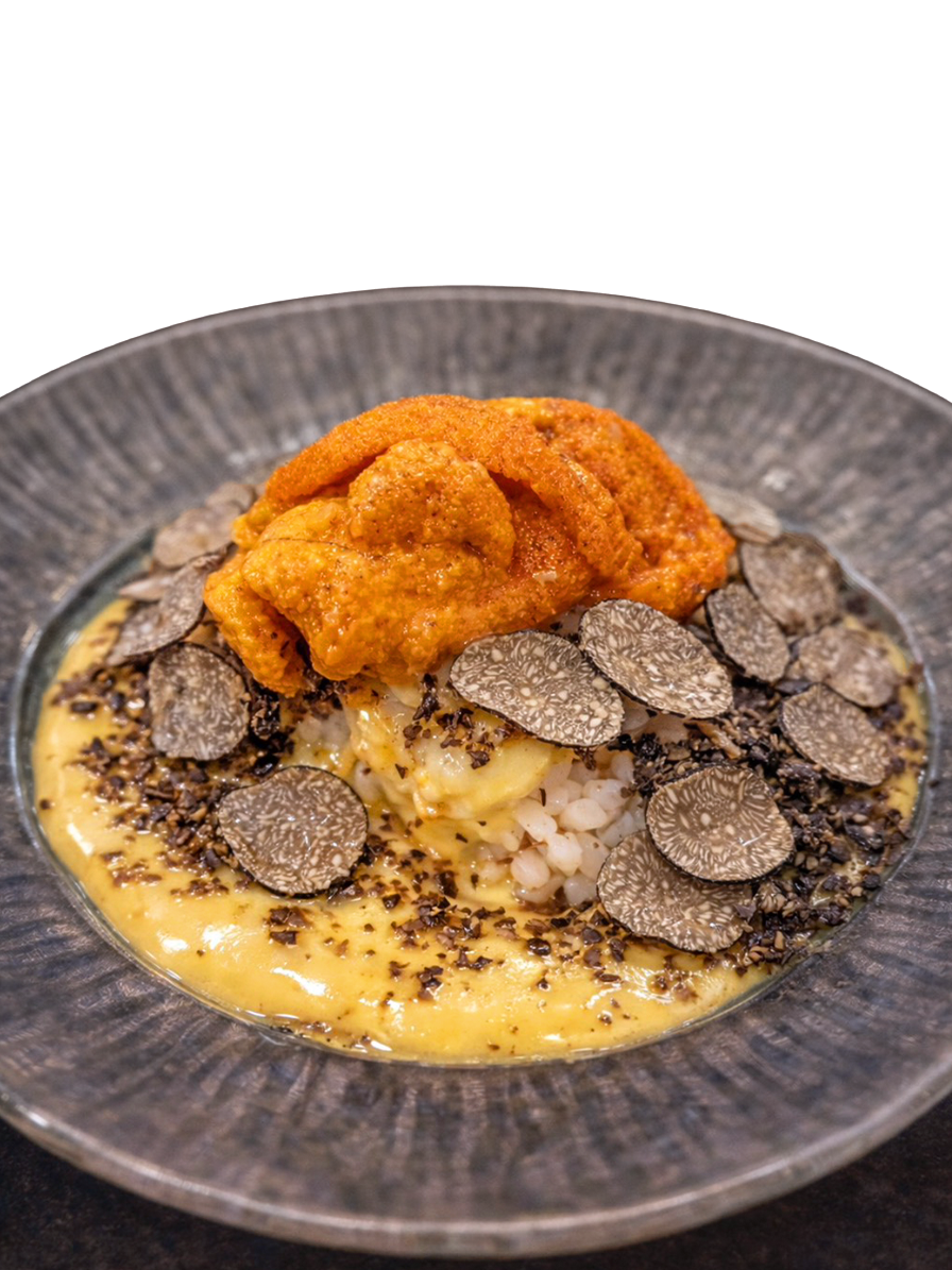 雲丹とトリュフを添えた一皿